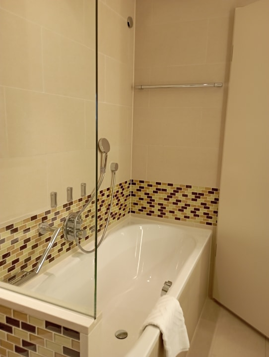 Zimmer Hilton Frankfurt Airport