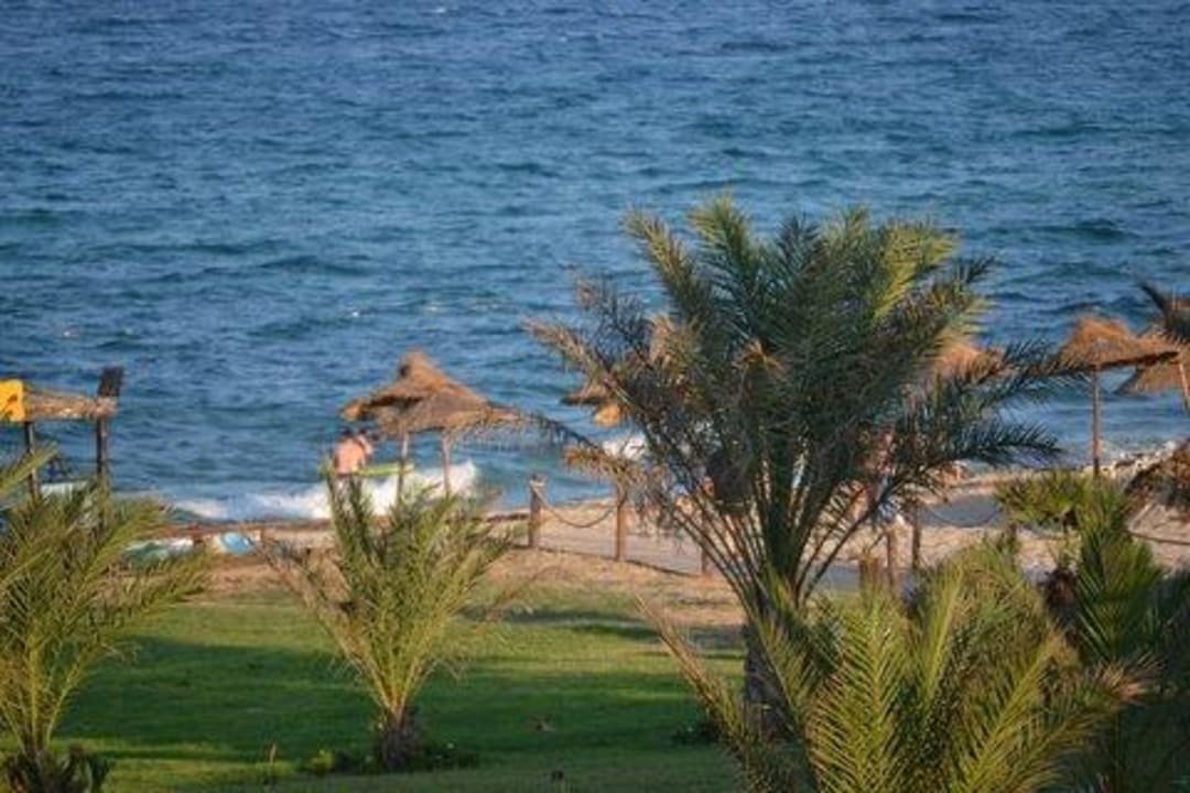 Blick aus dem Zimmer Royal Tulip Taj Sultan