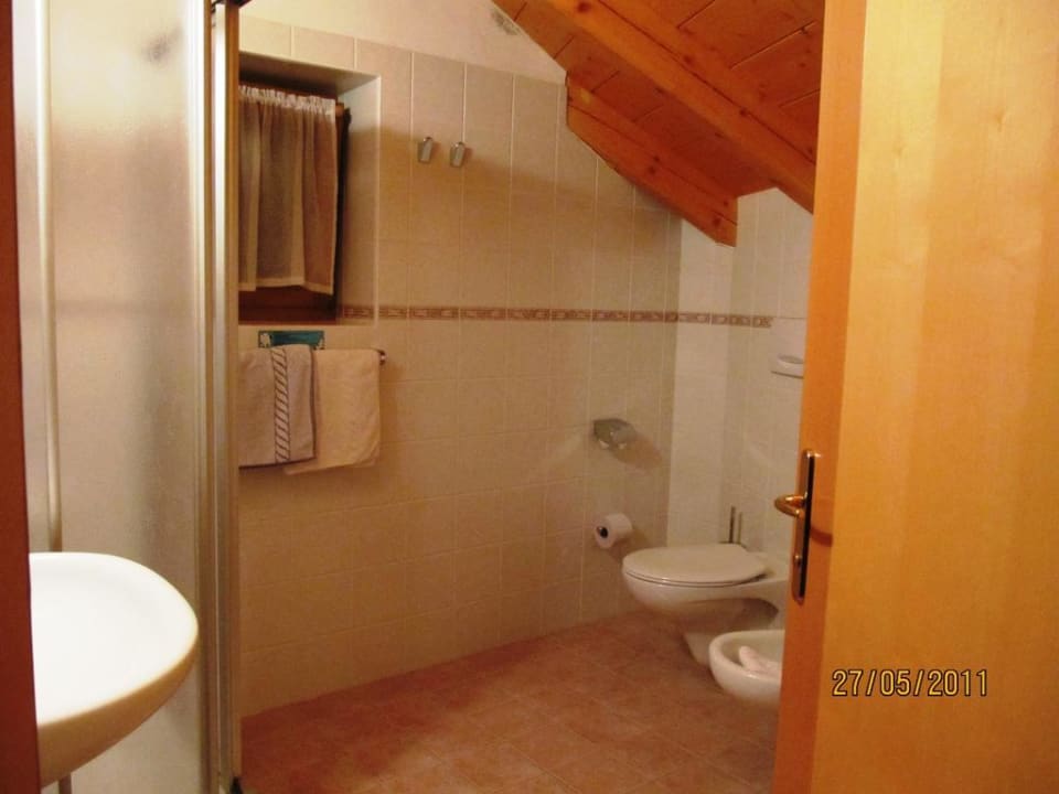 Badezimmer Dachgeschoss Hotel Wieslhof