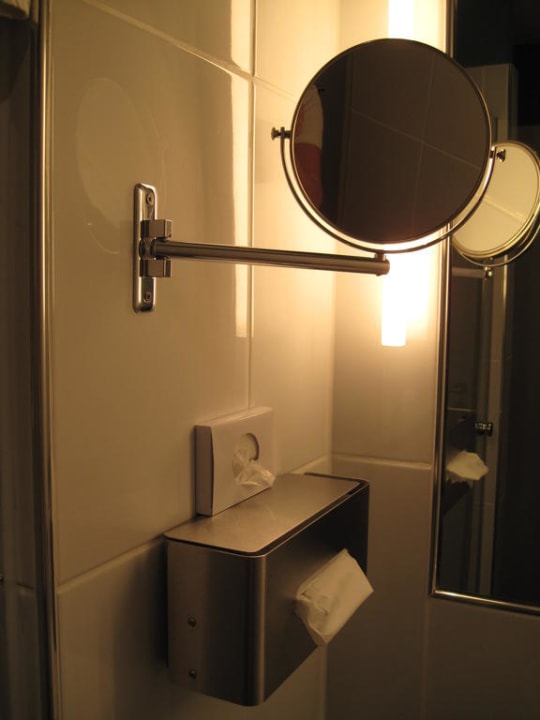 Blick ins Badezimmer Hotel Santo