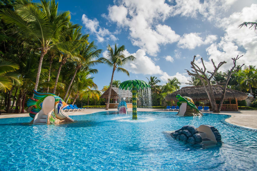 Pool Grand Sirenis Punta Cana Resort & Aquagames