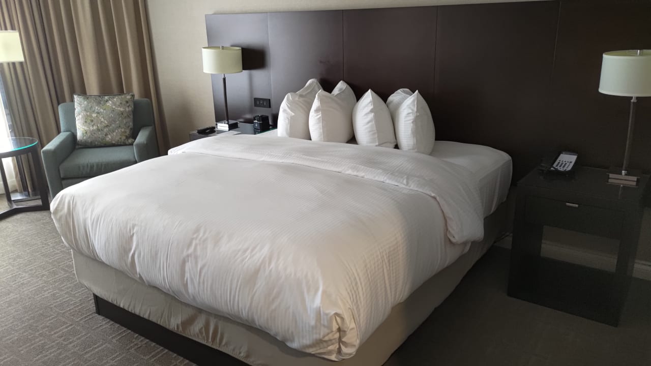 Zimmer InterContinental Toronto Centre