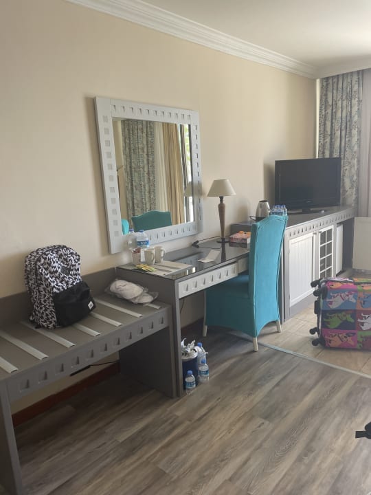 Zimmer Sunrise Queen Luxury Hotel