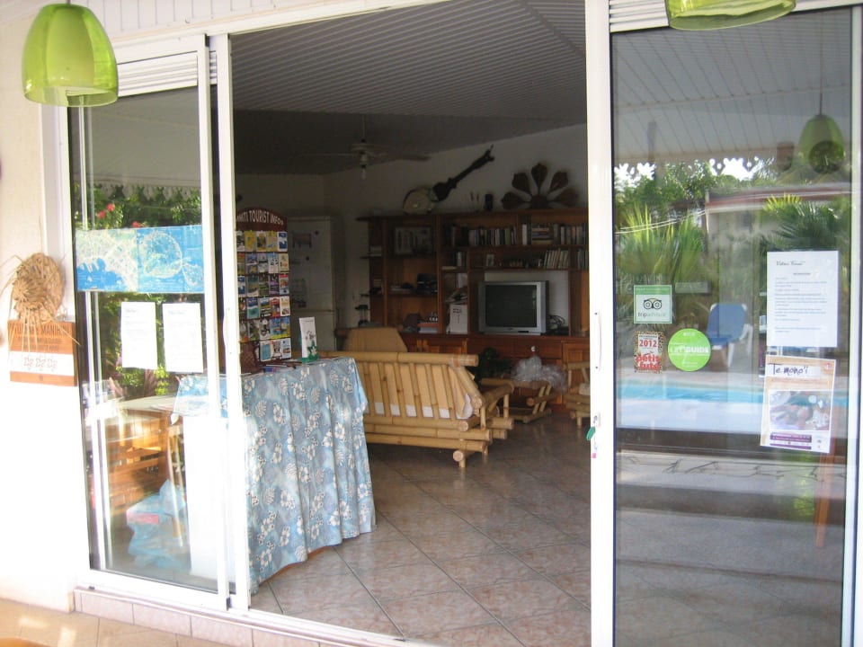Wohnzimmer und Rezeption Le Relais Fenua
