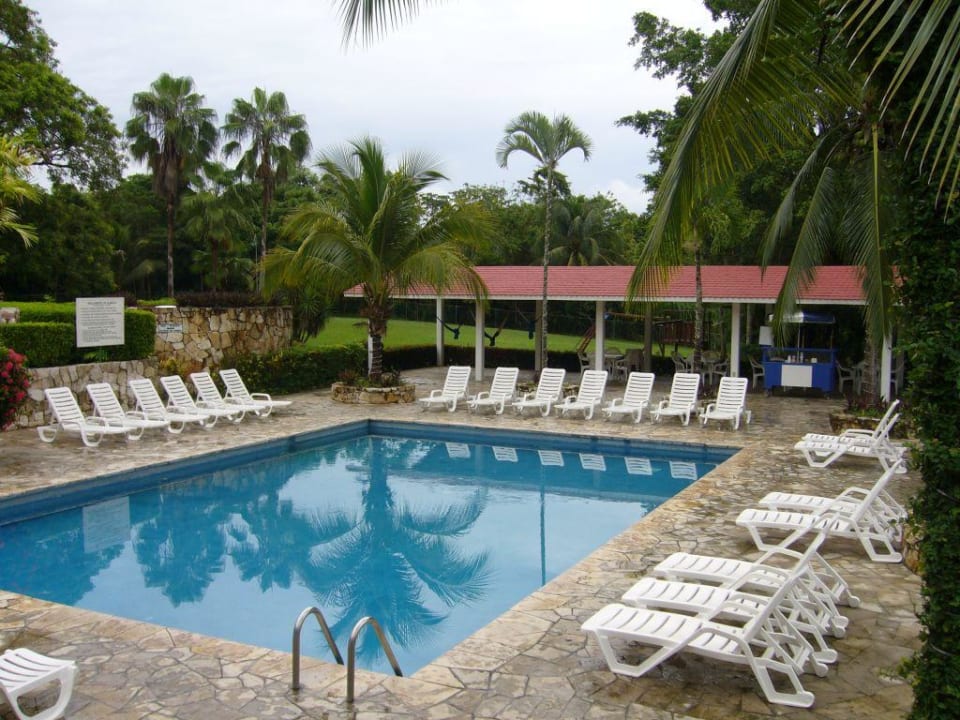 Blick vom Restaurant auf den Pool Hotel Mision Palenque