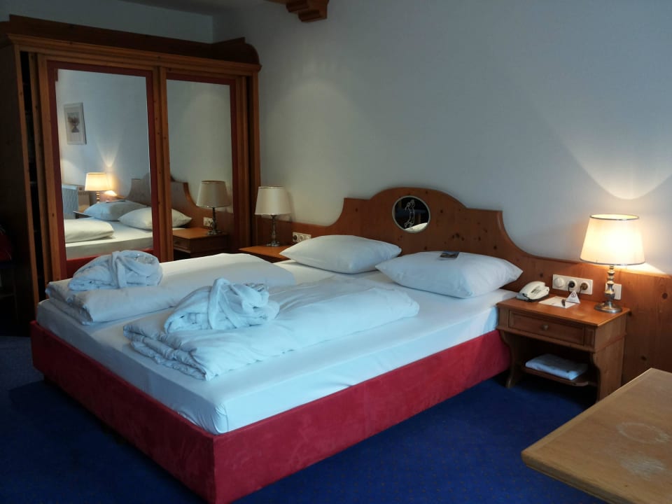 Blick ins Zimmer Hotel Maximilian Bad Griesbach