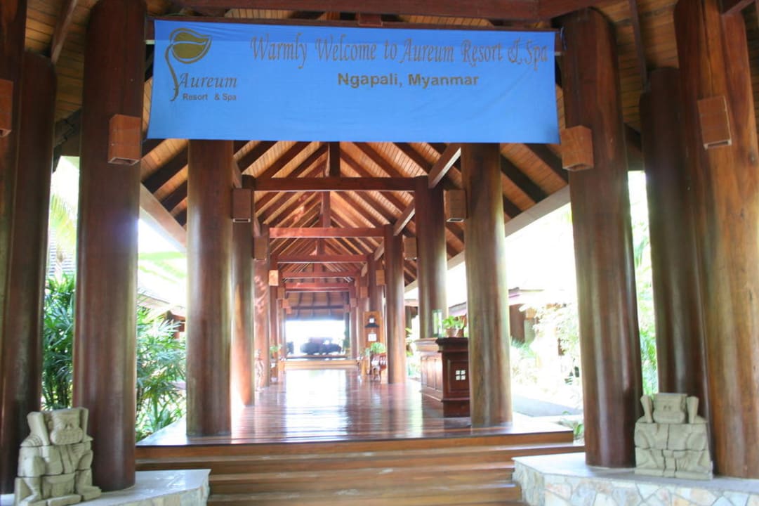 Blick vom Eingang Richtung Lobby Aureum Palace Hotels & Resorts Ngapali