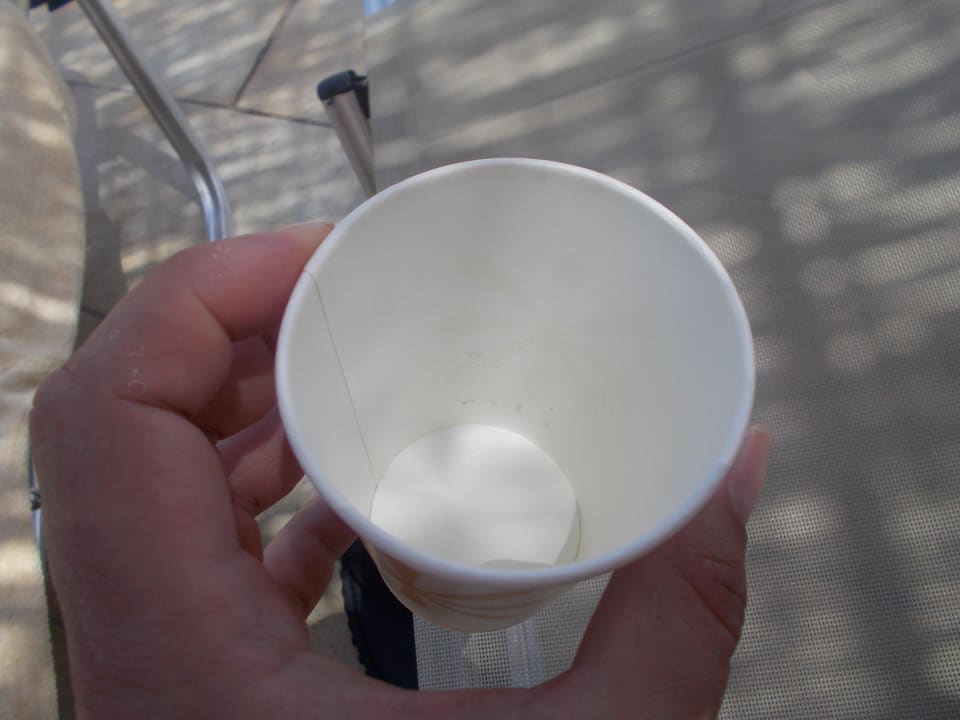 Schimmel im Becher am Inneren Rand Jaz Bluemarine