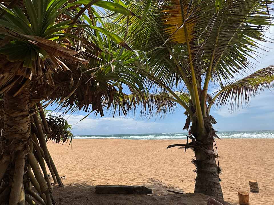 Strand Pandanus Beach Resort & Spa