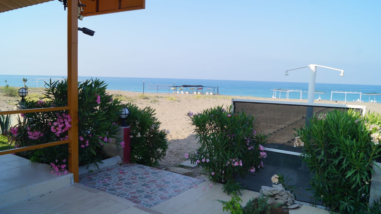 Strand Önder Yildiz Hotel