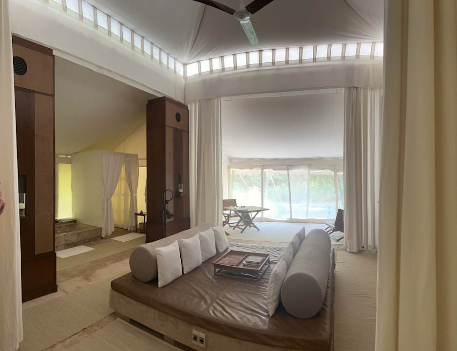 Zimmer Hotel Aman-I-Khás