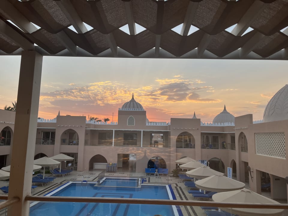 Außenansicht Pickalbatros Alf Leila Wa Leila Resort - Neverland Hurghada