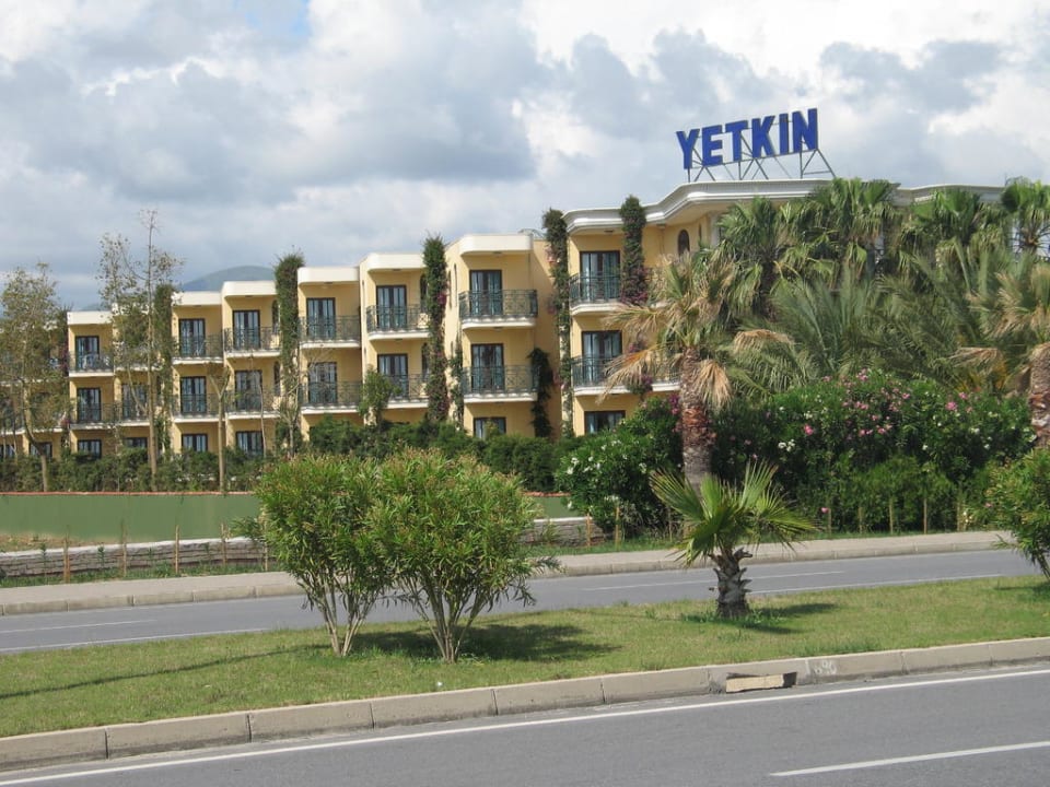 Hotelansicht von Strandseite Hotel Yetkin