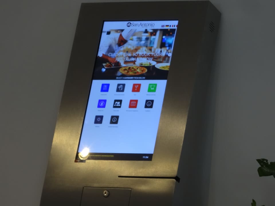 Hotelinfo-PC und Buchungsterminal für die Restaurants db San Antonio Hotel + Spa