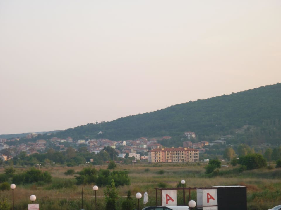 Blick aus dem Haupteingang / Hotel Sol Luna Bay