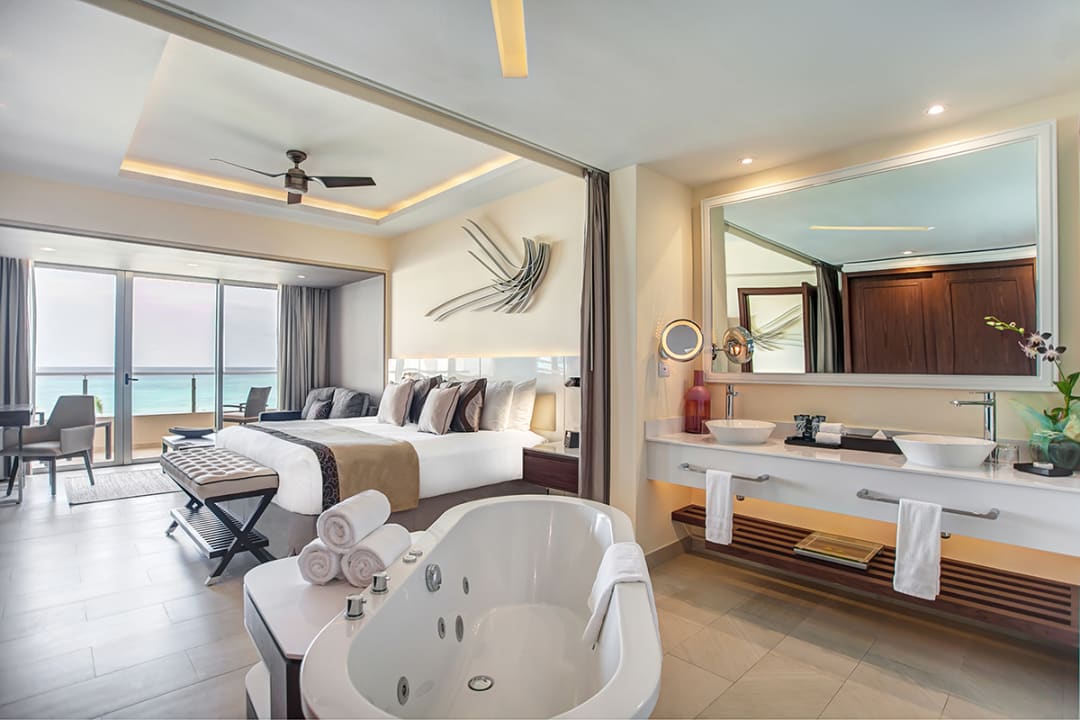 Zimmer Royalton Blue Waters