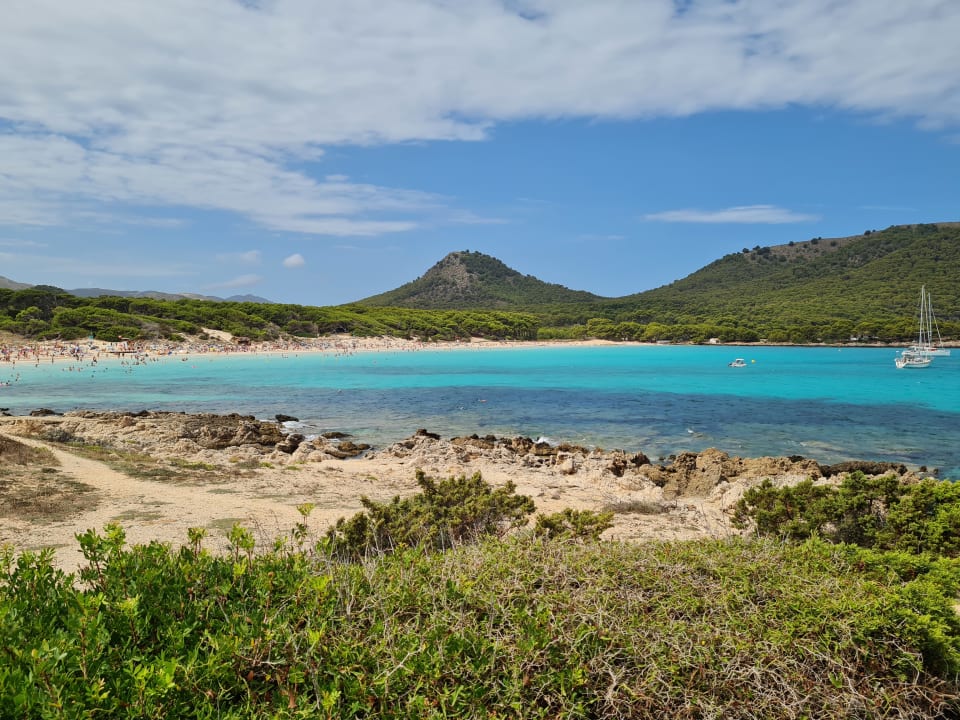 Strand Hotel & Spa S'Entrador Playa