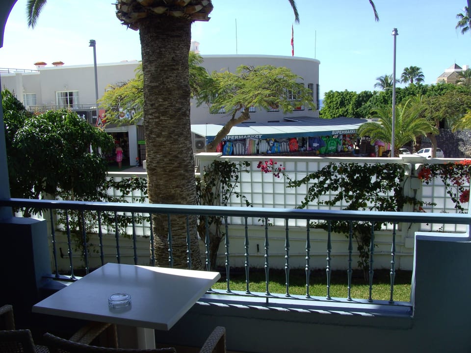 Balkon zur Straßenseite aber sehr ruhig Adrián Hoteles Colón Guanahaní - Adults only