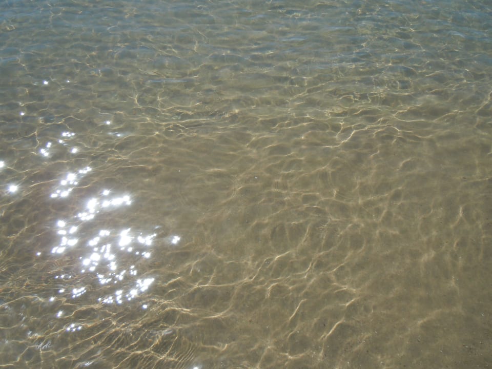 Glasklares Wasser im Meer Diamond Excellence Resort & Spa