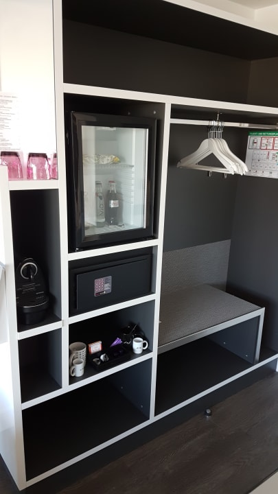 Zimmer INNSiDE by Meliá Düsseldorf Hafen