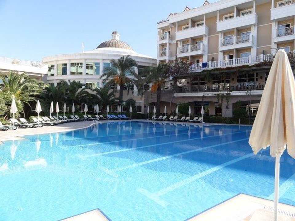 Großer Außenpool Trendy Aspendos Beach Hotel
