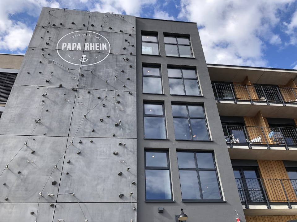 Außenansicht PAPA RHEIN - Hotel & Spa