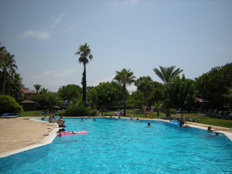 Basen  Club Turtas Beach Hotel