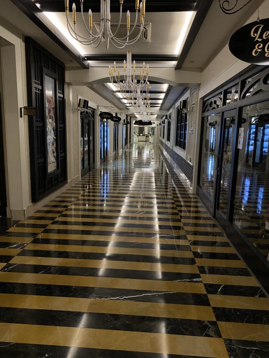 Lobby Mary Hotel Side