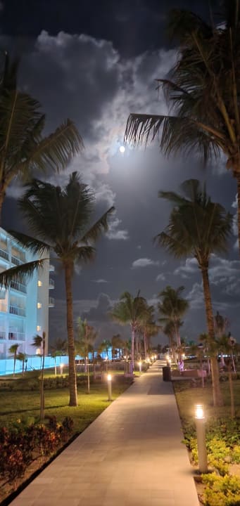 Außenansicht Hotel Riu Latino - Adults Only