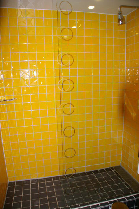 Dusche Clayton Hotel Chiswick