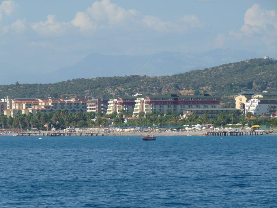 Hotel Meryan von See aus gesehen Hotel Meryan