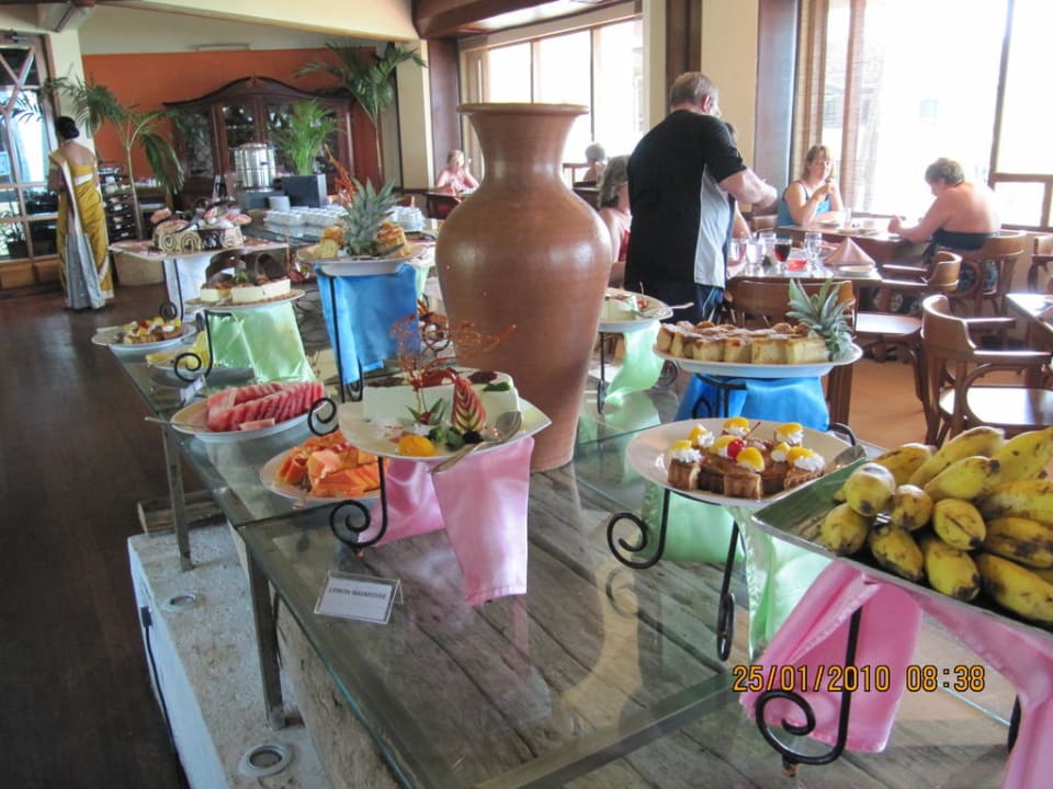 Nachspeisenbüffet Tangerine Beach Hotel