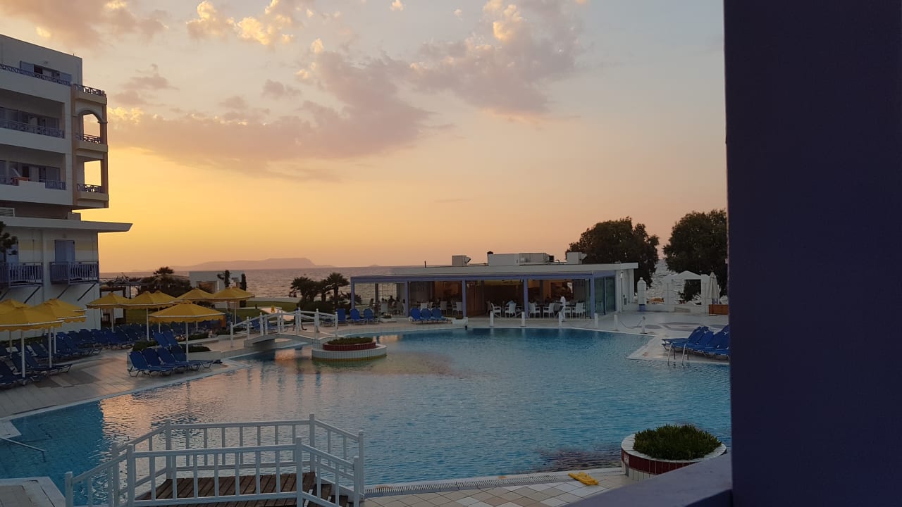 Pool Hotel Serita Beach