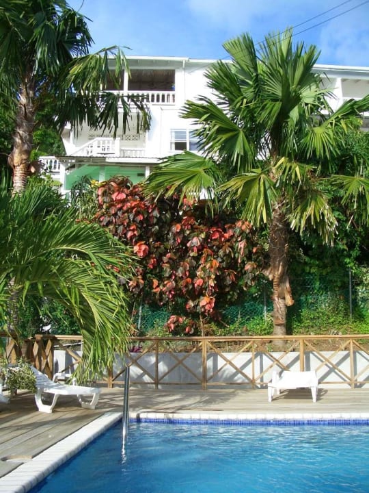 Pool Espoir Hotel Espoir