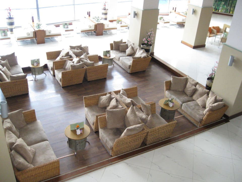 Oasis Bar Limak Lara Deluxe Hotel & Resort