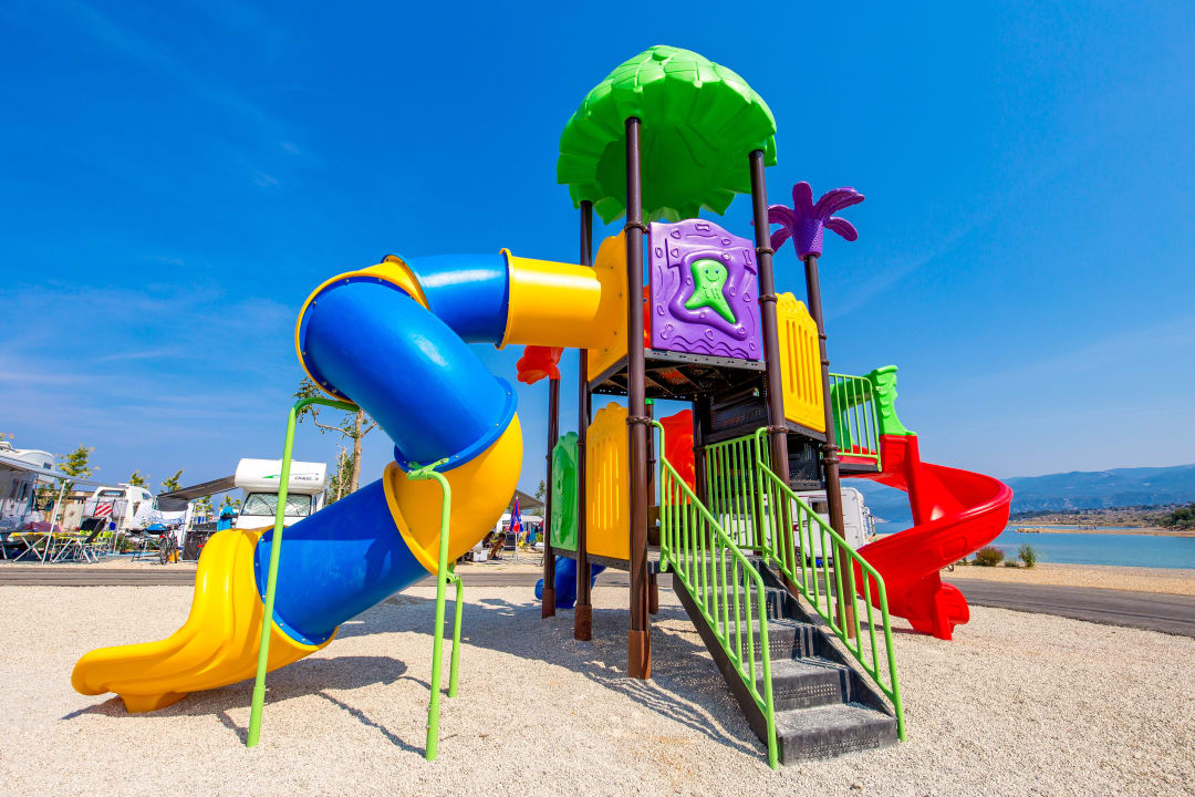 Sport & Freizeit Camping and mobile homes Omisalj