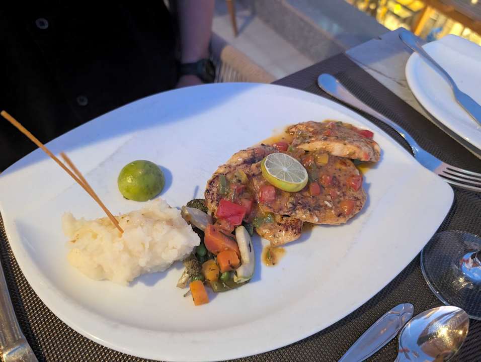 Gastro Diamond Beach by Pearl Resort