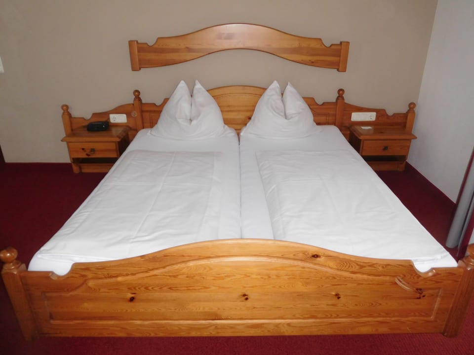 Zimmer Boutique House happYellow