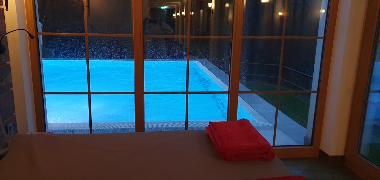 Pool Wellnesshotel Forsthaus Auerhahn