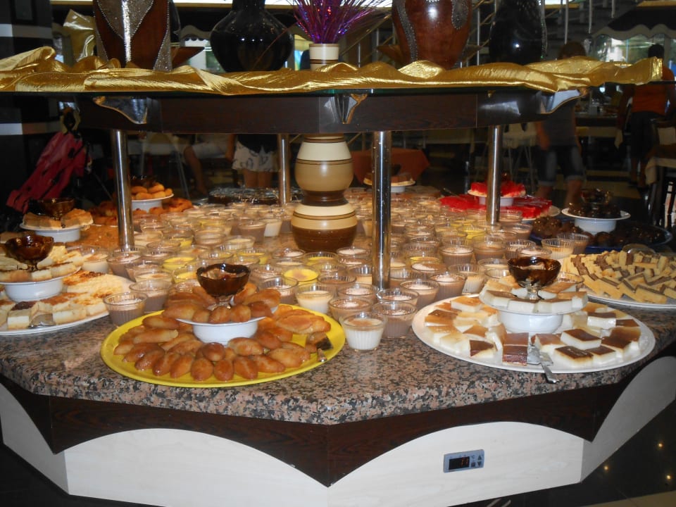 Nachtisch am Abend Hotel Orfeus Park