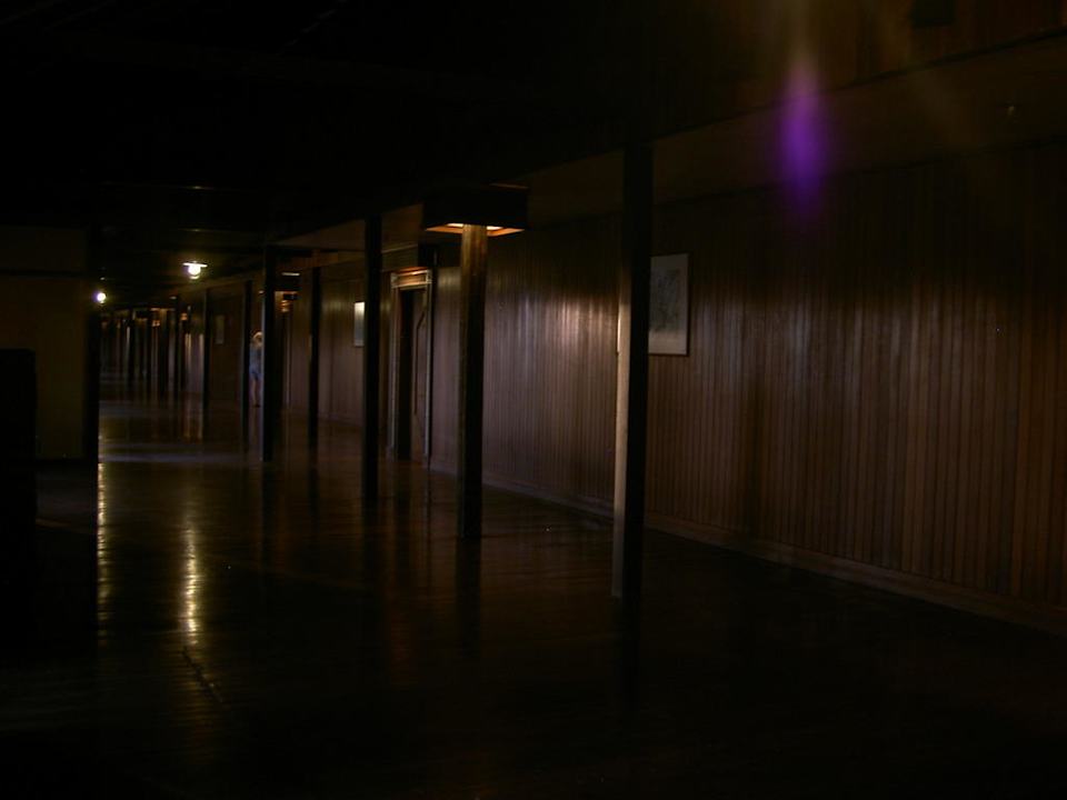 Flur vor den Zimmern (im Langhausstil) Aiman Batang Ai Resort & Retreat