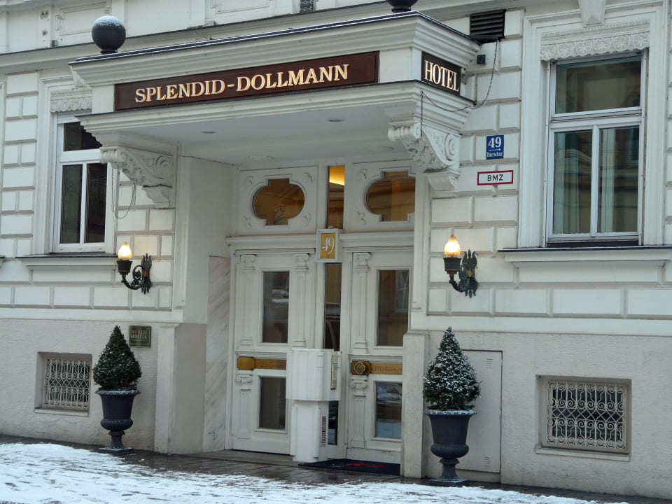 Eingang Hotel Splendid-Dollmann