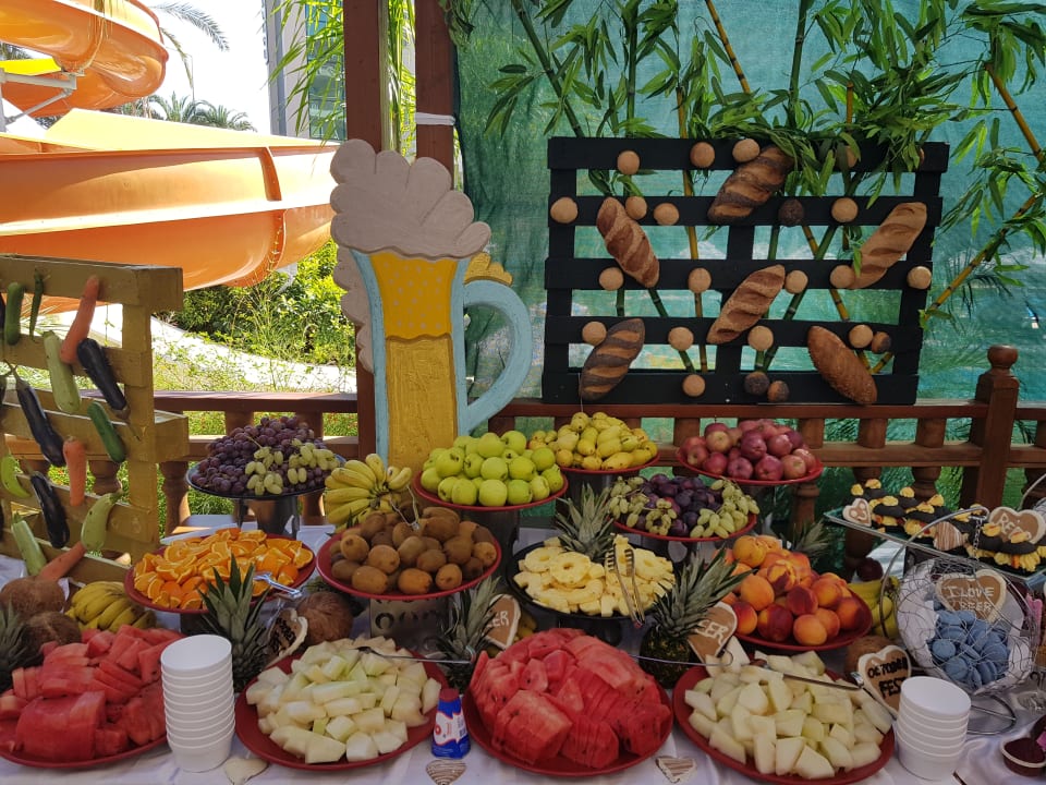 Gastro Well Palace Side