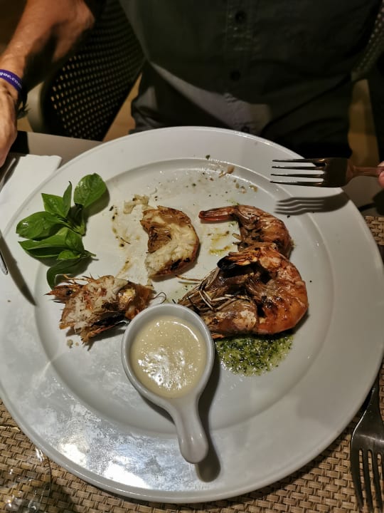 Gastro Fort Arabesque Resort, Spa & Villas