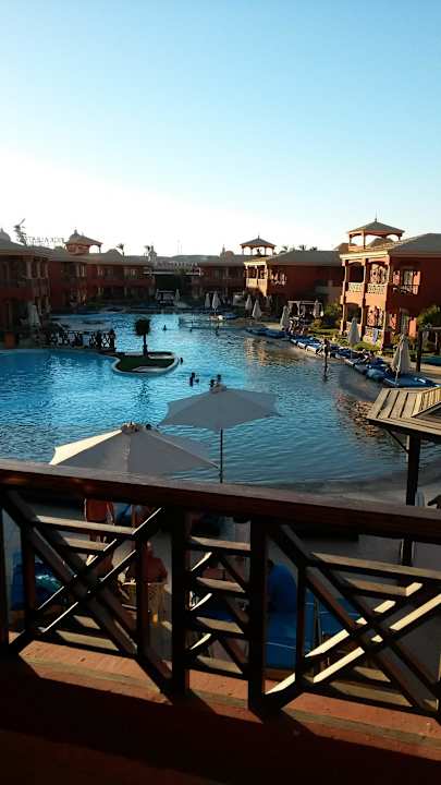 Sehr schöner Pool Pickalbatros Alf Leila Wa Leila Resort - Neverland Hurghada