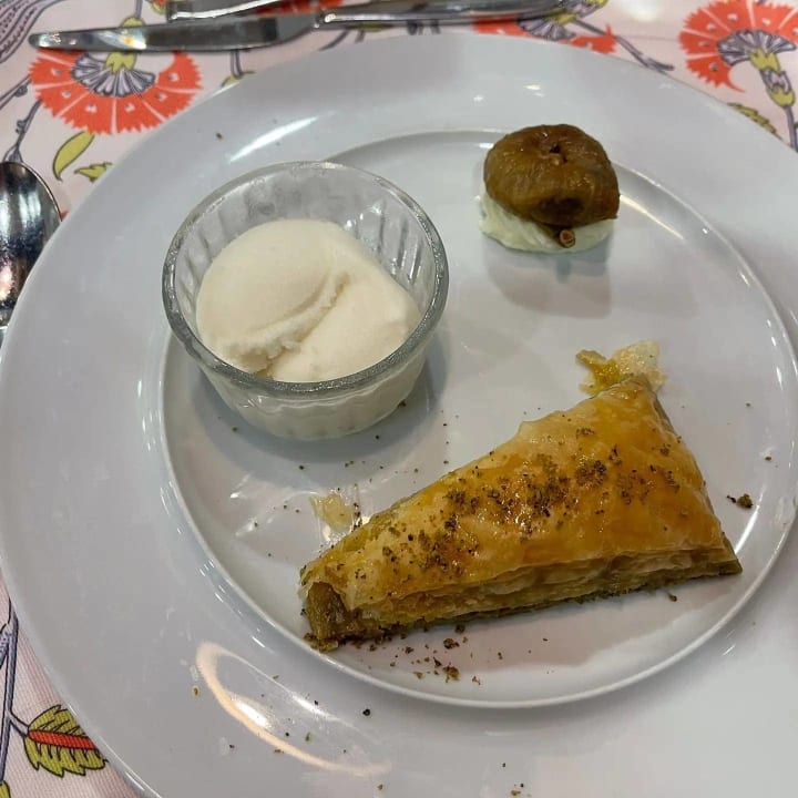 Gastro Sherwood Exclusive Lara