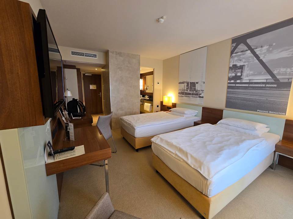 Zimmer Lindner Hotel Dusseldorf Seestern, part of JdV by Hyatt