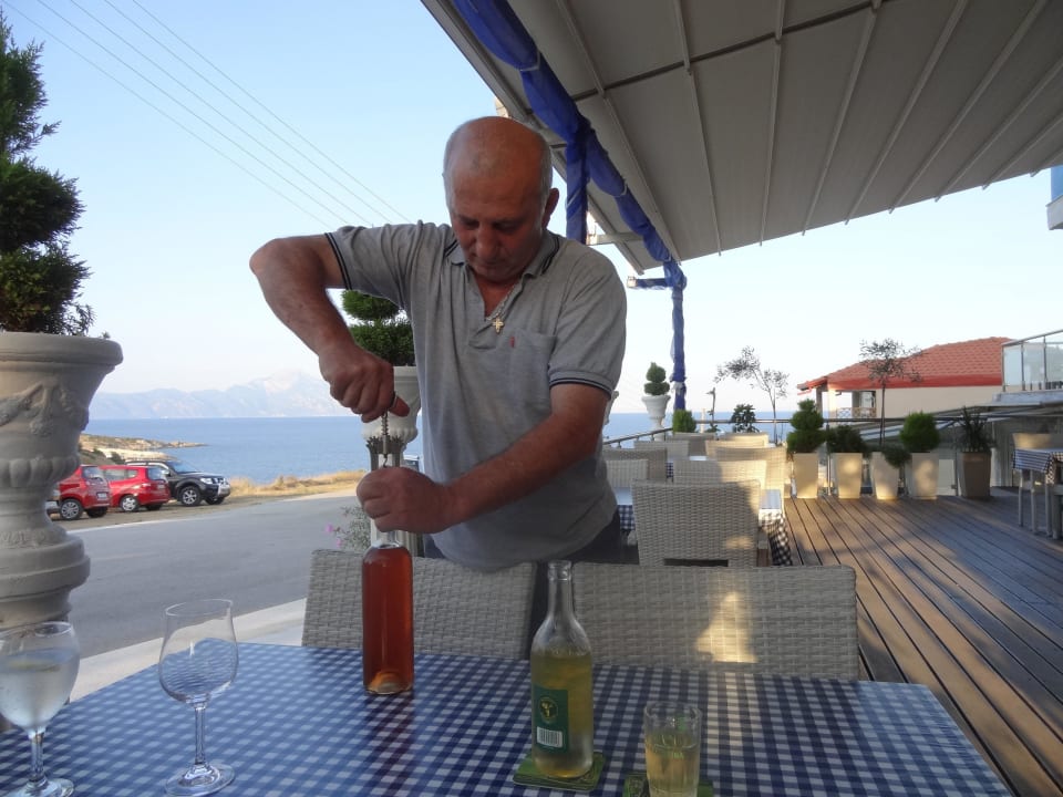 Hauseigener Wein - Rosè Hotel Maistrali