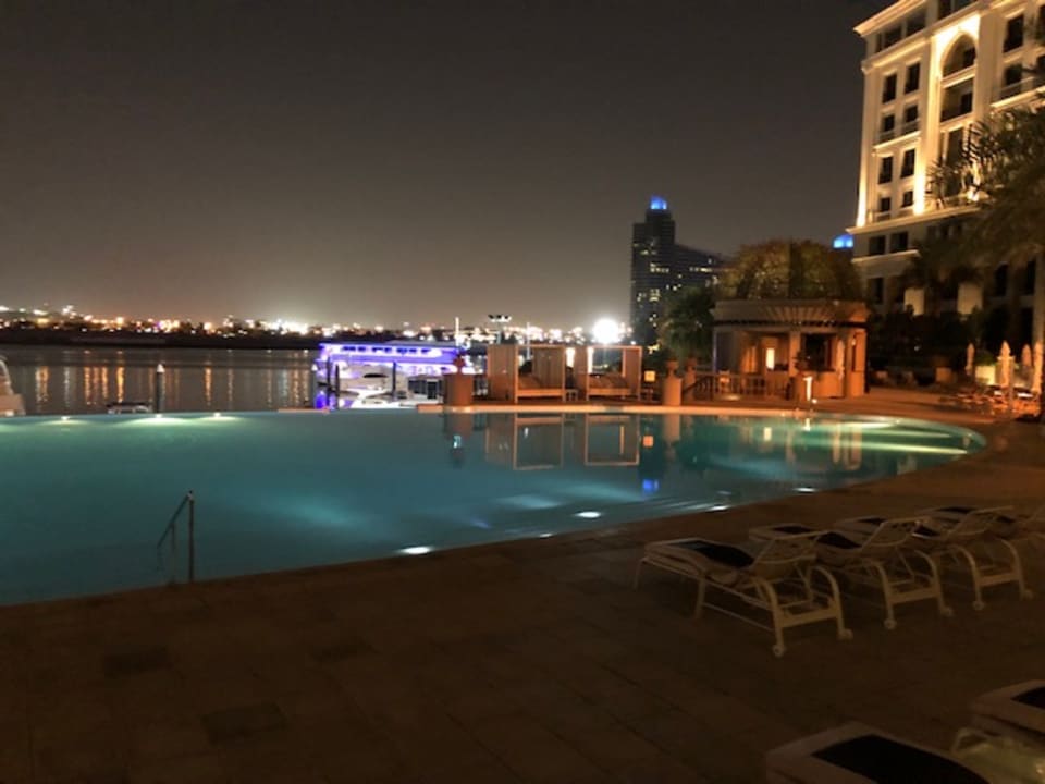 "Pool" Palazzo Versace Dubai (Dubai) • HolidayCheck (Dubai Vereinigte