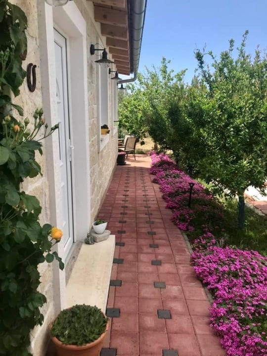 Gartenanlage Villa Luka